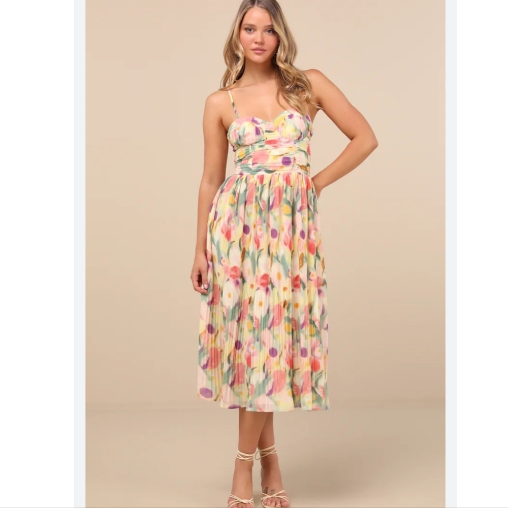 Lulu's Aleyna Yellow Abstract Pleated Lace-Up Bustier Midi Dress
